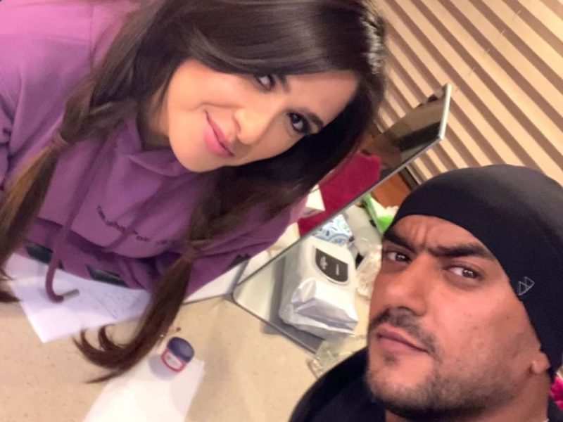 احمد العوضي زوج النجمة ياسمين عبد العزيز يثير الجدل حولهما من جديد بعد حلوله ضيف في برنامج التاسعة