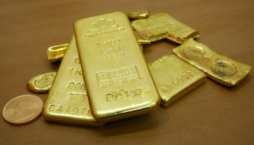 الذهب يتجه لتسجيل رابع تراجع أسبوعي بفعل قلق قبيل بيانات التضخم الأمريكية