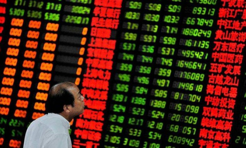 تخطط الصين لفرض قيود على عروض الشركات في الخارج