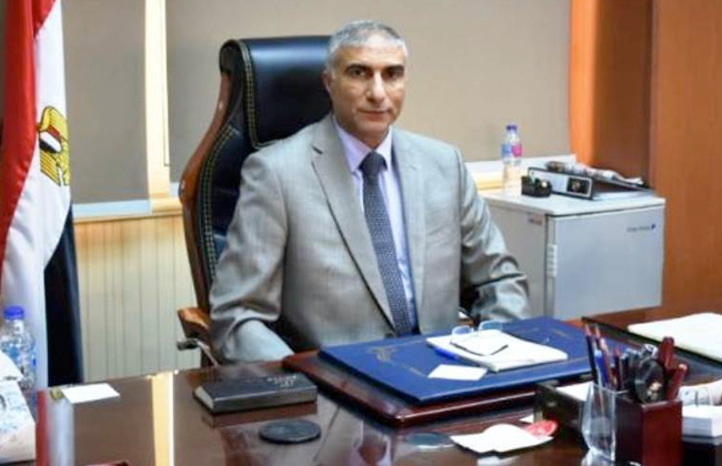 رئيس جهاز القاهرة الجديدة: إيقاف تعامل المراكز التكنولوجية بمقار التجمعات الثلاثة بصورة مؤقتة