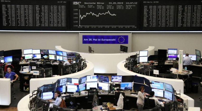انخفاض حاد في الأسهم الأوروبية بسبب عمليات بيع عالمية