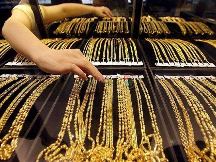 توقعات برفع سعر الفائدة تدفع الذهب إلى أدنى مستوى له في أسبوعين