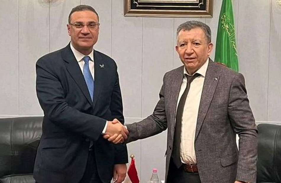 سفيرنا في الجزائر يستعرض خطة مصر الطموحة لإدارة الموارد المائية حتى عام 2050