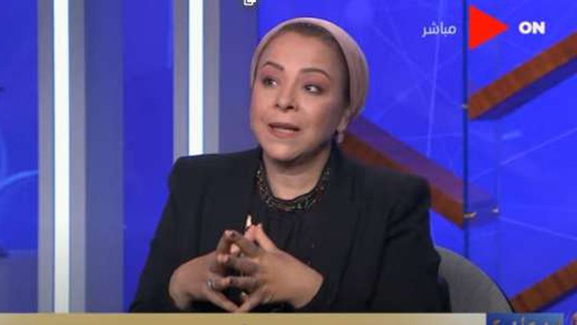 نهاد أبو القمصان: معلمة المنصورة امرأة وطنية.