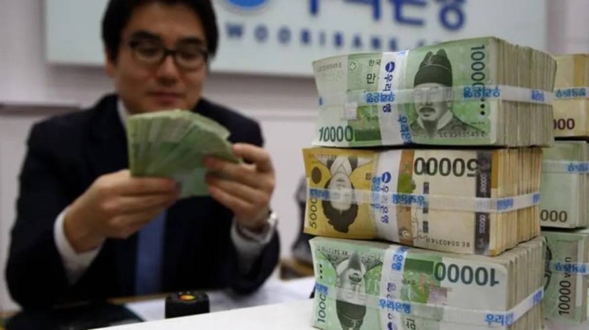 ينخفض ​​اللون الكوري إلى أدنى مستوى له منذ 17 شهرًا