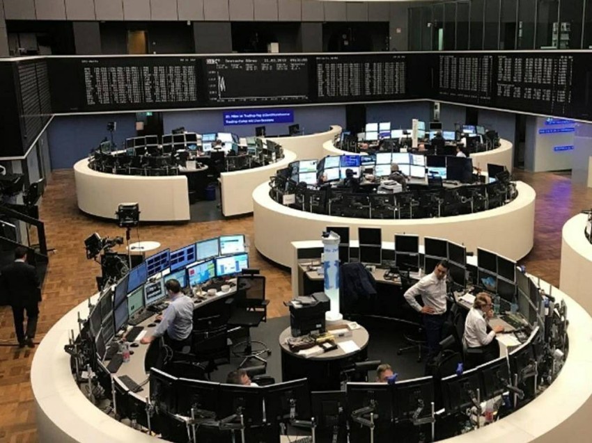 تشهد الأسهم الأوروبية انتعاشًا حذرًا ، مدعومًا بمكاسب في قطاع التعدين وأرباح إيجابية