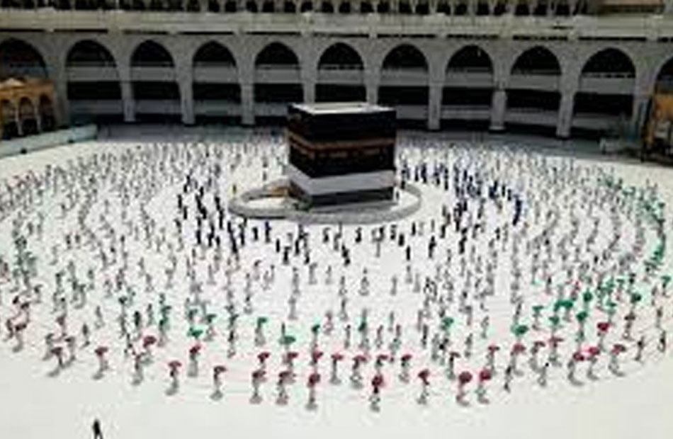 تقوم وزارة الحج والعمرة بتحديث إجراءات دخول الحجاج والزوار إلى المملكة العربية السعودية