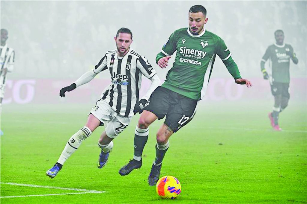 حسم يوفنتوس بهدفين في فيرونا في الدوري الإيطالي 3 يوفنتوس بهدفين في فيرونا في الدوري الإيطالي