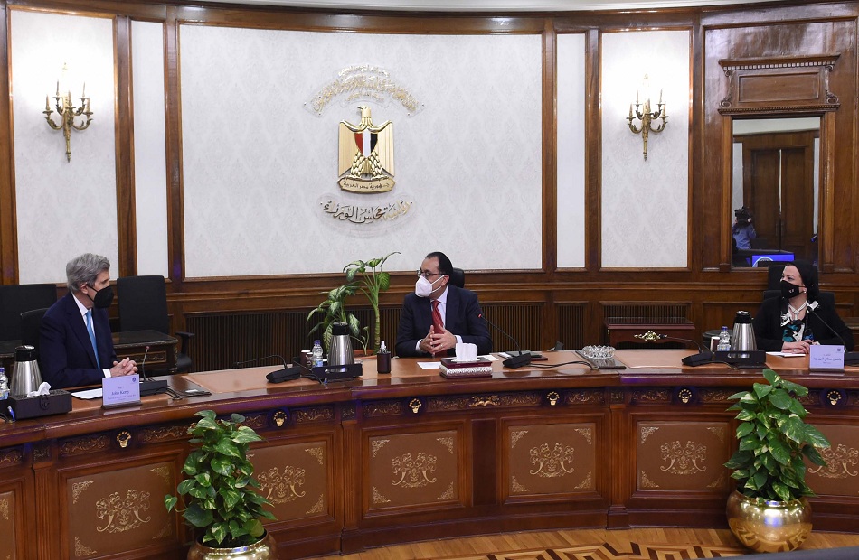 رئيس مجلس الوزراء: استكمال مشروع “الإستراتيجية الوطنية للتغير المناخي 2050” تمهيداً لإطلاقها قريباً |  صورة فوتوغرافية