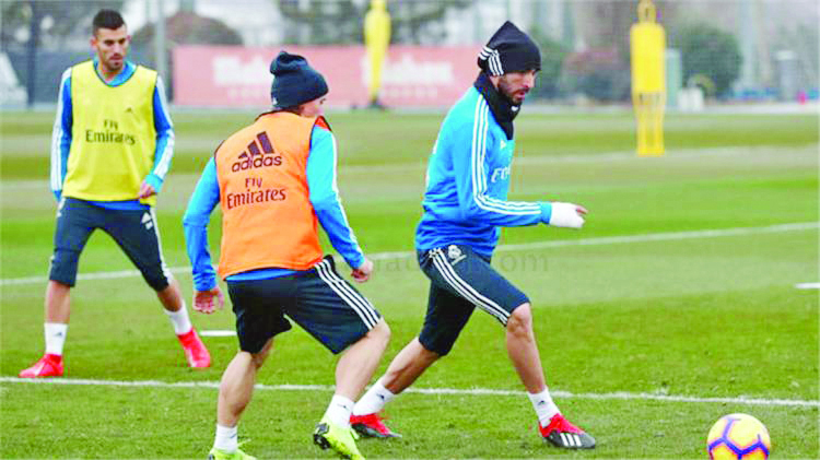 ريال مدريد يعيد بنزيمة إلى الزمن 3 مدريد يعيد بنزيمة إلى الزمن