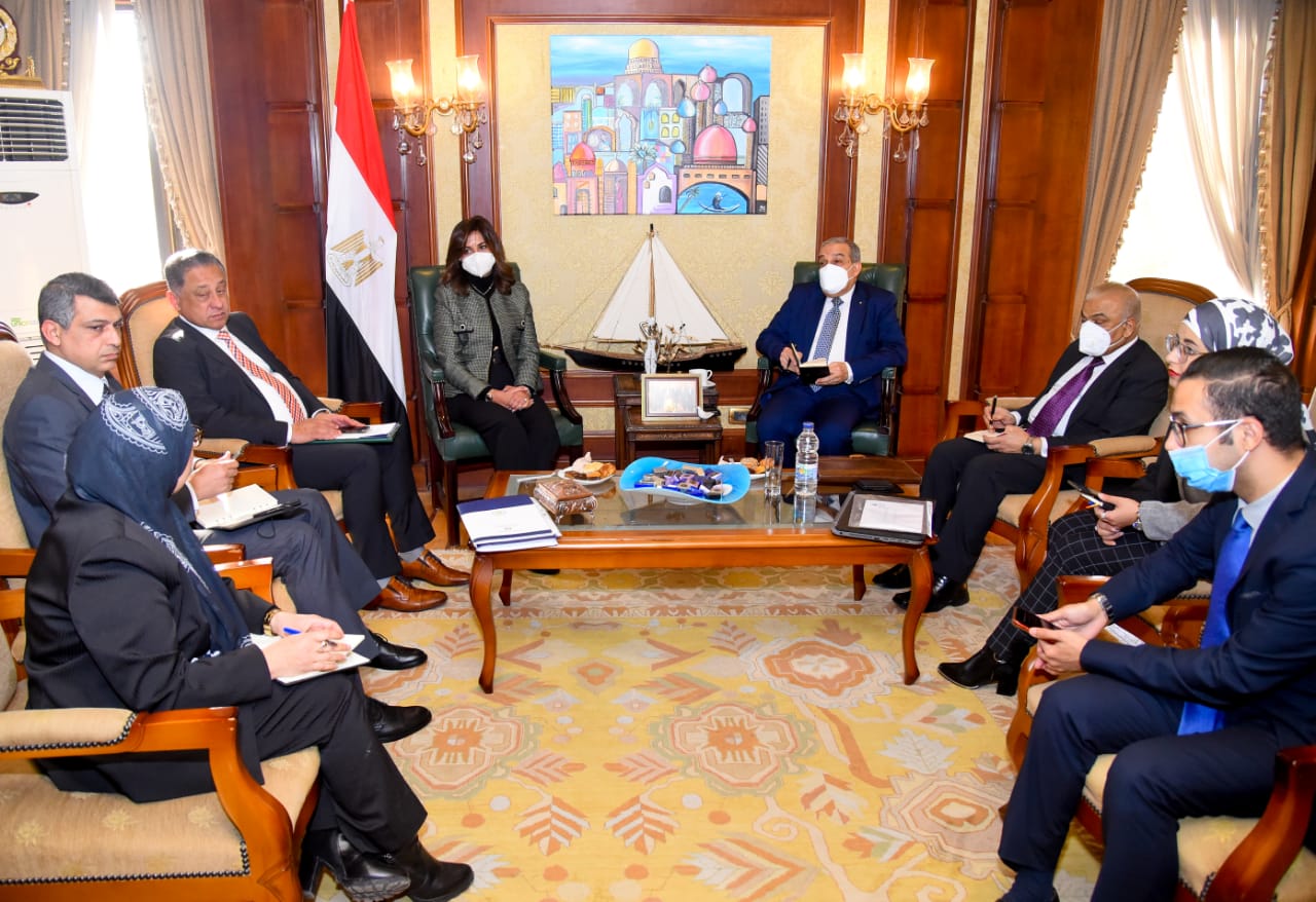 وزير الإنتاج الحربي: مؤتمر “مصر تستطيع” يأتي انسجاما مع اهتمام الدولة بتطوير الصناعة المصرية |  الصور