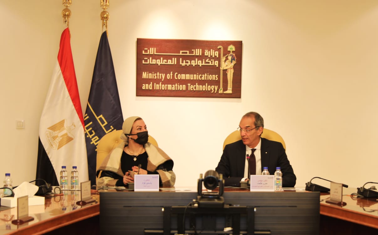 وزير الاتصالات يشيد بجهود البيئة في الاعداد لقمة المناخ … ويعلن عن توفير انظمة ذكية للاتصالات |  الصور