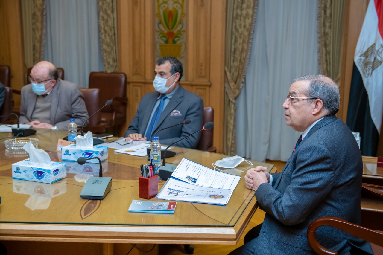 وزير الدولة للإنتاج الحربي يبحث سبل تعزيز التعاون المشترك مع “DMG MORI” الألمانية |  الصور