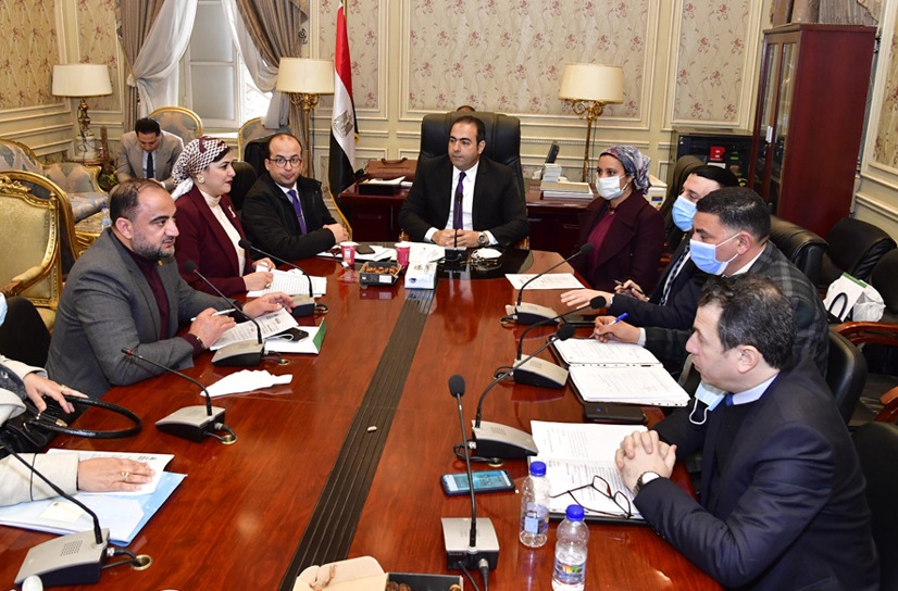 يوصي ممثلو الرياضة الحكومة بالالتزام بمعايير إنشاء مراكز الشباب في القرى