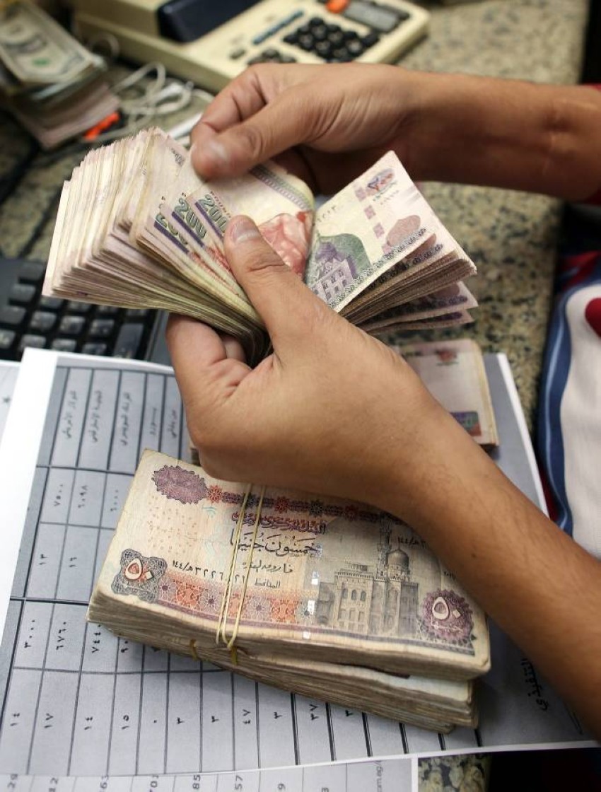الحكومة المصرية تحدد مواعيد دفع الرواتب حتى يونيو