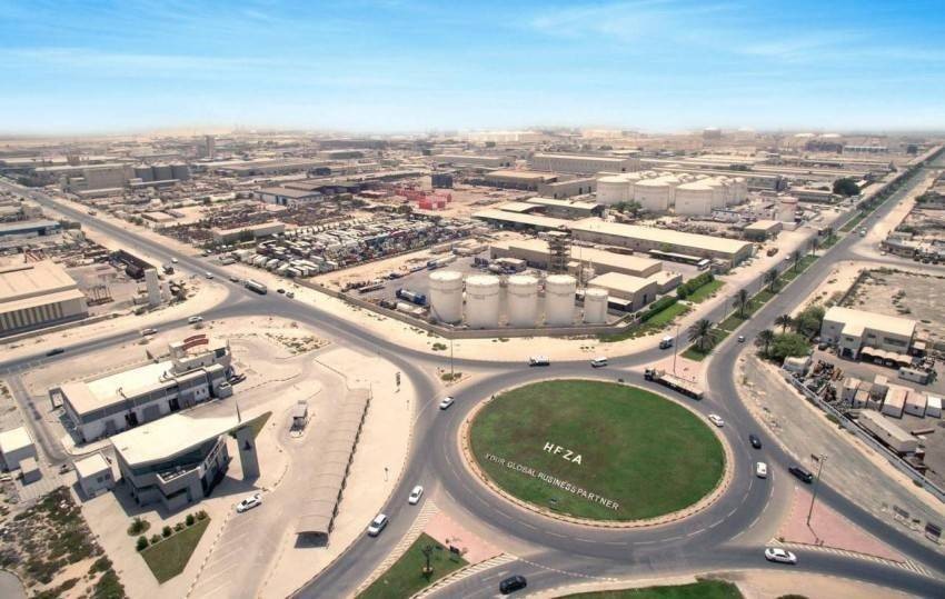المنطقة الحرة بالحمرية تؤكد التزامها بتعزيز ثقة الاستثمار في مجتمع الأعمال الهندي