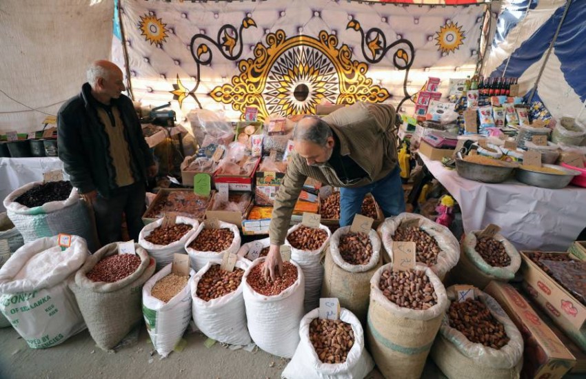 توقف الجنيه المصري عن سلسلة التراجع أمام الدولار