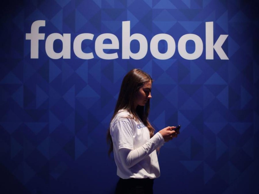 يخطط Facebook لحظر الإعلانات من روسيا في جميع أنحاء العالم