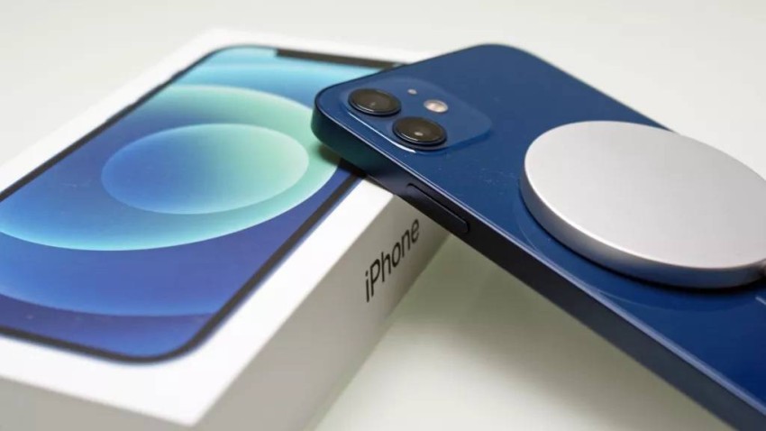 يعد تحويل iPhone إلى خدمة اشتراك فكرة غير منطقية