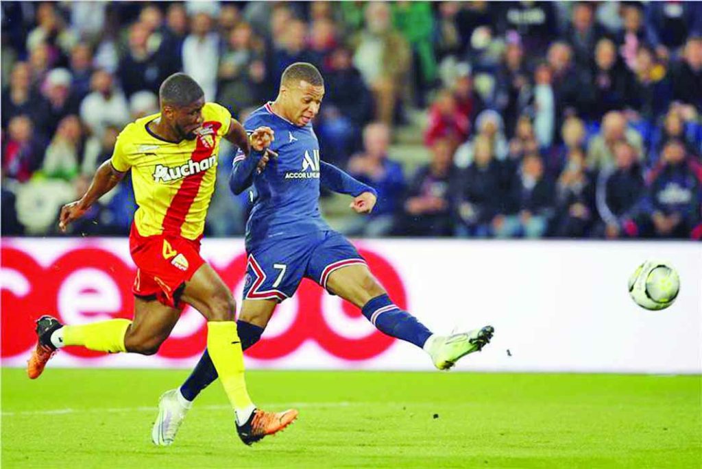 التعادل مع Lens يمنح باريس لقب الدوري الفرنسي 3 مع Lens يمنح باريس لقب الدوري الفرنسي