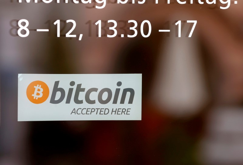 قال رئيس السلفادور نيب بوكيلي إن 44 دولة ستجتمع في السلفادور لمناقشة اعتماد البيتكوين 3 قال رئيس السلفادور نيب بوكيلي إن 44 دولة ستجتمع في السلفادور لمناقشة اعتماد البيتكوين