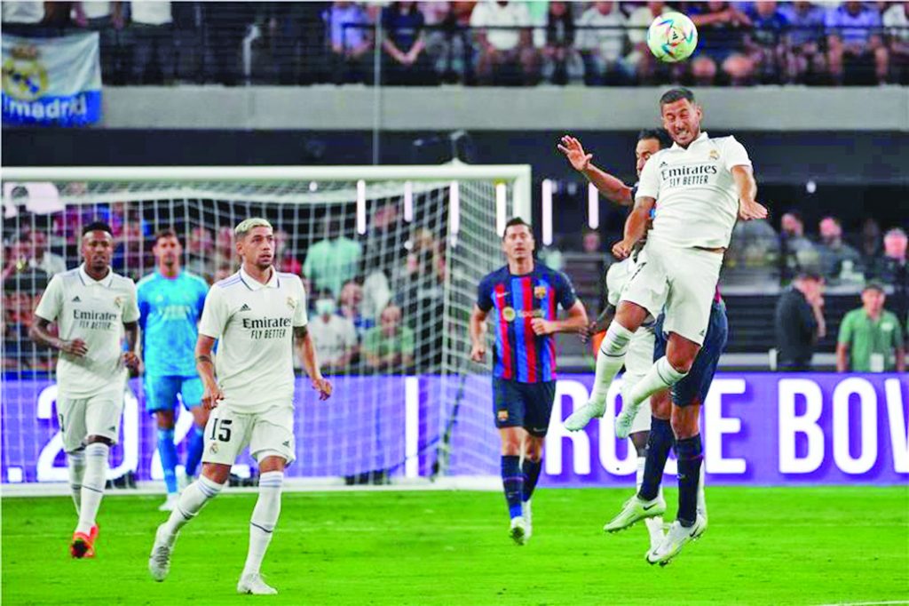فاز برشلونة على ريال مدريد في مباراة ودية بهدف لرافينيا 3 برشلونة على ريال مدريد في مباراة ودية بهدف لرافينيا