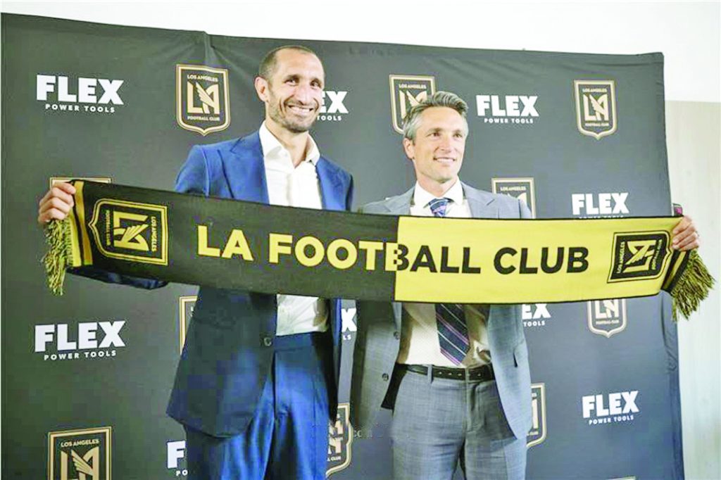 كيليني يشيد بانتقاله إلى الدوري الأمريكي 3 يشيد بانتقاله إلى الدوري الأمريكي