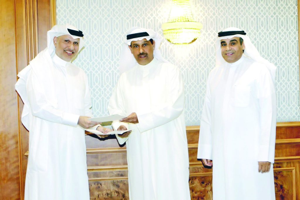 الهيئة الرياضية توقع بروتوكول تعاون مع اتحاد الكرة 3 الرياضية توقع بروتوكول تعاون مع اتحاد الكرة